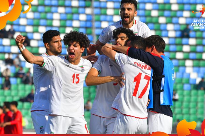 Vietnam mesti tersingkir secara tragis usai kalah 1-3 dari Iran pada laga terakhir grup B Piala Asia U-20 2023 di Istiqlol Stadium, Fergana, pada Selasa (7/3/2023).