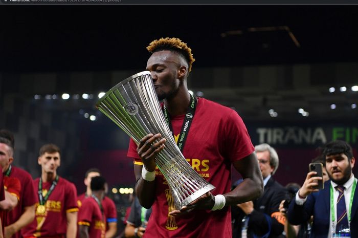 AC Milan akan menjadi tempat penampungan alumni Chelsea setelah Tammy Abraham disebut-sebut segera menyusul Alvaro Morata.