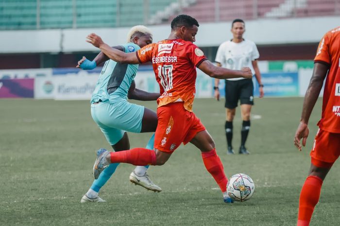 Laga pekan ke-31 Liga 1 2022/2023 antara Bali United vs Madura United di Stadion Maguwoharjo, Sleman, Yogyakarta, Kamis (16/3/2023)