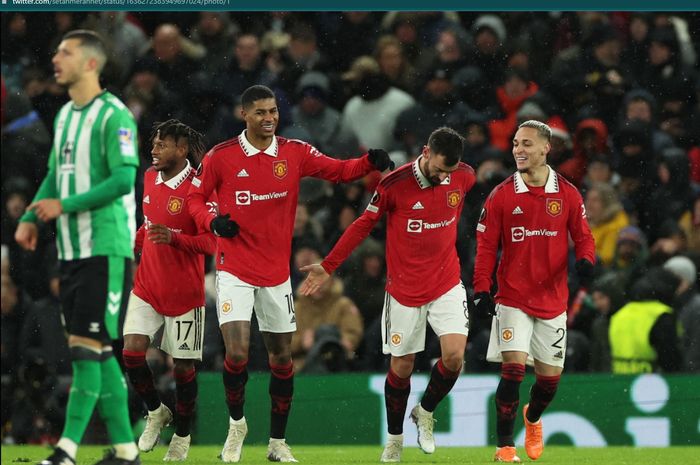 Manchester United gantian menyambangi markas Real Betis, Estadio Benito Villamarin, pada leg kedua babak 16 besar Liga Europa 2022-2023.