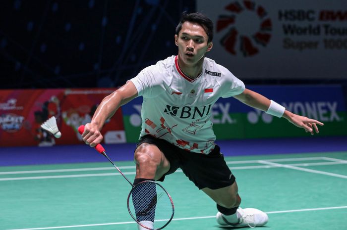 Pebulu tangkis tunggal putra Indonesia, Jonatan Christie, pada babak pertama All England Open 2023 di Utilita Arena, Birmingham, Inggris, Rabu (15/3/2023).