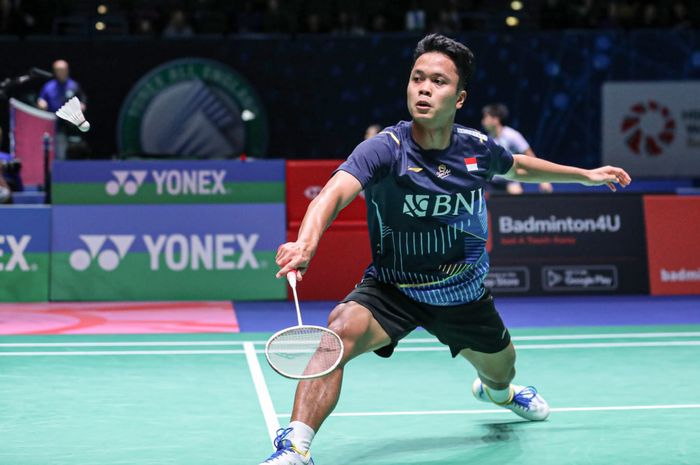 Tunggal putra asal Indonesia, Anthony Sinisuka Ginting saat tampil pada babak kedua All England Open 2023 di Utilita Arena Birmingham, Inggris Kamis (16/3/2023).