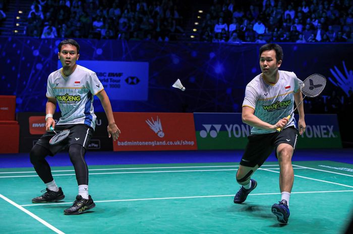 Pasangan ganda putra Indonesia, Mohammad Ahsan/Hendra Setiawan, pada semifinal All England Open 2023 di Utilita Arena, Birmingham, Inggris, Sabtu (18/3/2023).