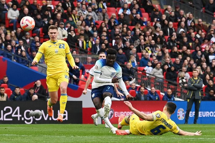 Bukayo Saka mendapat pujian dari Gareth Southgate soal mentalitas yang membuatnya produktif untuk Arsenal dan tim nasional Inggris.