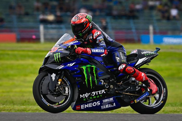 Pembalap Monster Energy Yamaha, Fabio Quartararo, beraksi di hari kedua MotoGP Argentina 2023, di Sirkuit Termas de Rio Hondo, Argentina, Sabtu (1/4/2023).