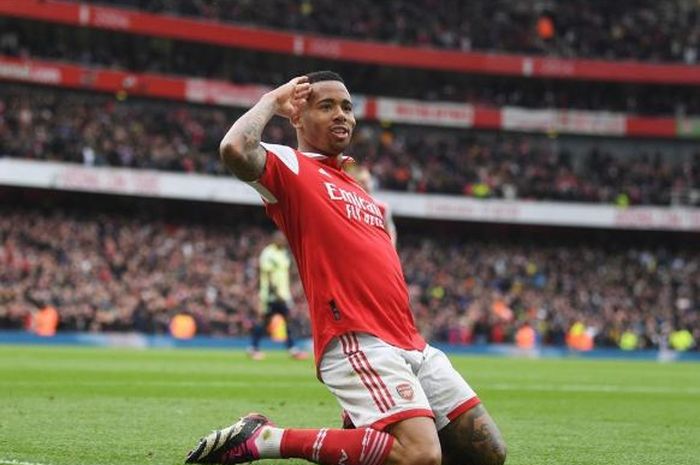 Gabriel Jesus meminta para fan Arsenal tetap optimistis bisa menjadi juara Liga Inggris 2022-2023.