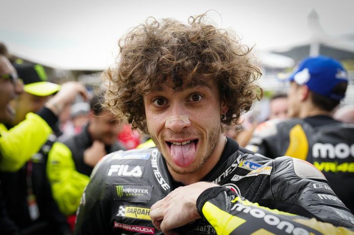 Pembalap Mooney VR46, Marco Bezzecchi berhasil keluar sebagai pemenang balapan MotoGP Argentina 2023 yang digelar di Sirkuit Termas de Rio Hondo, Minggu, 2 April 2023