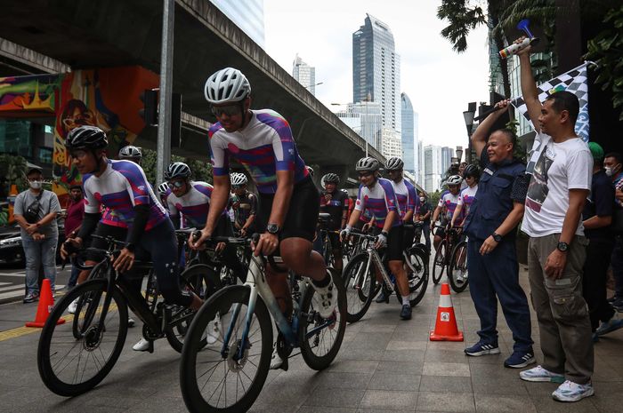 Harian Kompas berkolaborasi dengan Pemerintah Provinsi (Pemprov) Jawa Barat dan Bank BJB kembali menyelenggarakan Cycling De Jabar 2023.