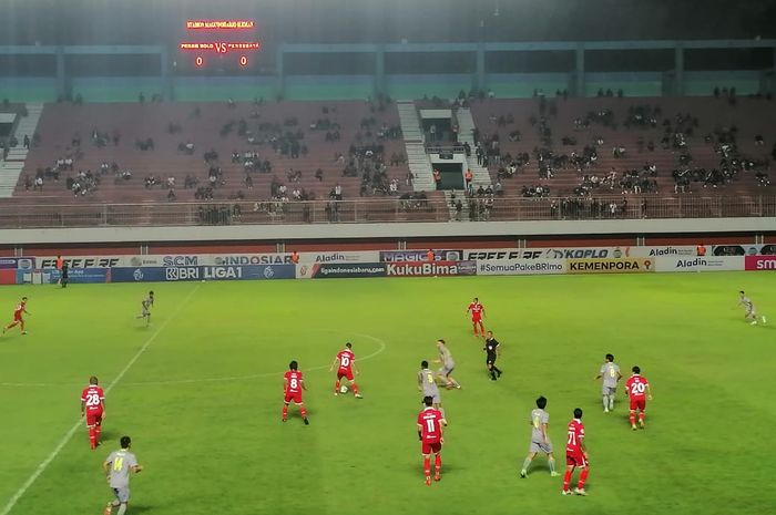 Persis Solo vs Persebaya di Stadion Maguwoharjo, Sleman, Yogyakarta, Sabtu (8/4/2023).