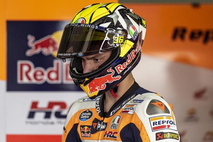 Pembalap Repsol Honda, Joan Mir, dibuat frustrasi, nasibnya bertolak belakang dengan Alex Rins di atas RC213V pada MotoGP Americas 2023, di COTA, Austin, Texas.