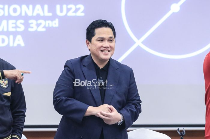 Ketua Umum PSSI, Erick Thohir, saat ditemui di Hotel Sultan, Senayan, Jakarta, Jumat (21/4/2023) sore.