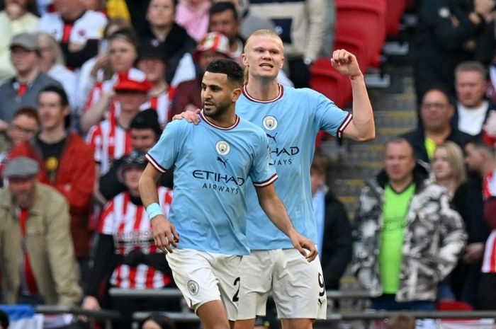 Riyad Mahrez dan Erling Haaland dalam semifinal Piala FA kontra Sheffield United.