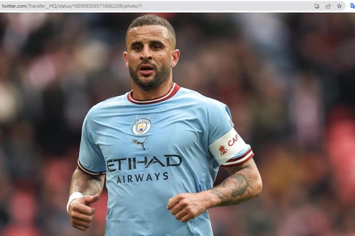 Bek kanan Manchester City, Kyle Walker.