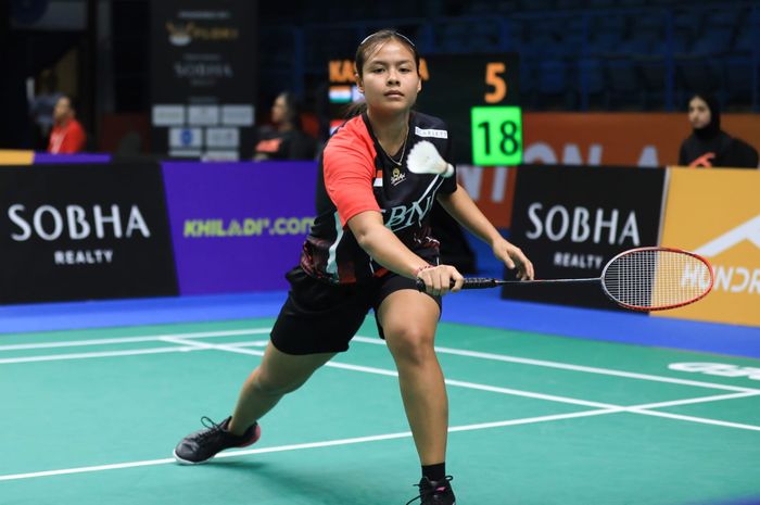 Pebulu tangkis tunggal putri Indonesia, Komang Ayu Cahya Dewi, pada babak pertama Kejuaraan Asia 2023 di Sheikh Rashid Bin Hamdan Indoor Hall, Al Nasr Club, Rabu (26/4/2023).