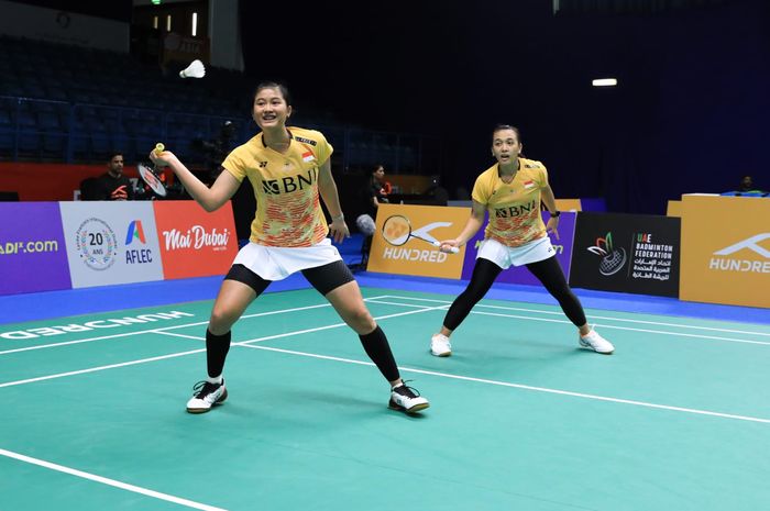 Pasangan ganda putri Indonesia, Febriana Dwipuji Kusuma/Amalia Cahaya Pratiwi, pada babak pertama Kejuaraan Asia 2023 di Sheikh Rashid Bin Hamdan Indoor Hall, Al Nasr Club, Rabu (26/4/2023).