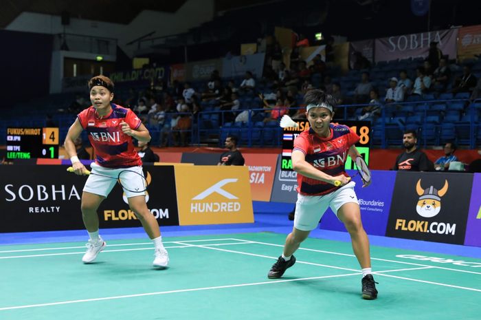 Pasangan ganda putri Indonesia, Apriyani Rahayu/Siti Fadia Silva Ramadhanti, pada babak pertama Kejuaraan Asia 2023 di Sheikh Rashid Bin Hamdan Indoor Hall, Al Nasr Club, Rabu (26/4/2023).