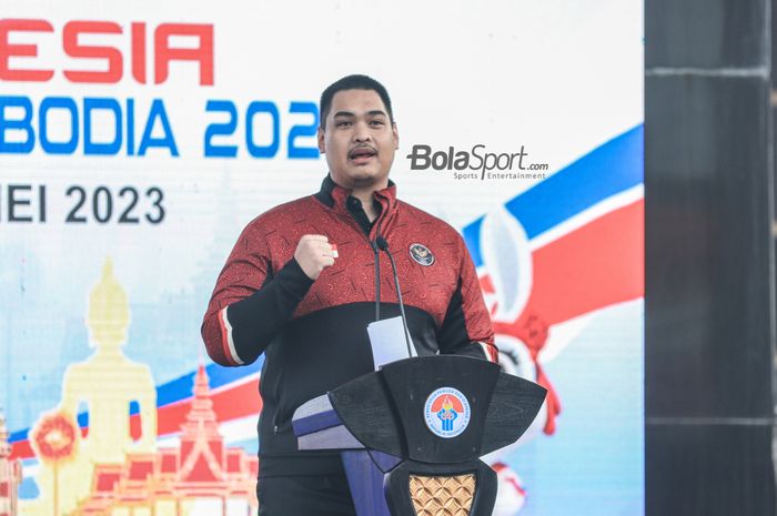 Menteri Pemuda dan Olahraga Republik Indonesia, Dito Ariotedjo, saat memberikan sambutan dalam pelepasan kontingen Indonesia untuk SEA Games  2023 di Kantor Kemenpora, Senayan, Jakarta, Selasa (2/5/2023) pagi.