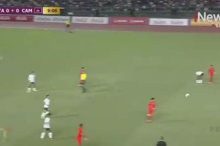 Duel Myanmar vs Kamboja dalam laga grup A SEA Games 2023 di Stadion Nasional Olimpiade, Phnom Penh, Kamboja, Minggu (7/5/2023).