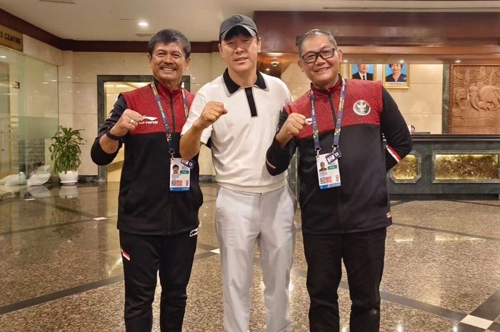 Shin Tae-yong bersama Indra Sjafri dan Sumardji