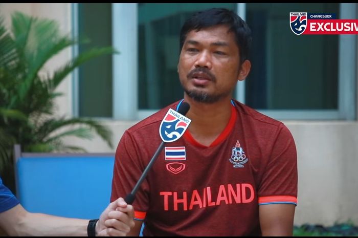 Pelatih timnas U-22 Thailand, Issara Sritaro di SEA Games 2023.