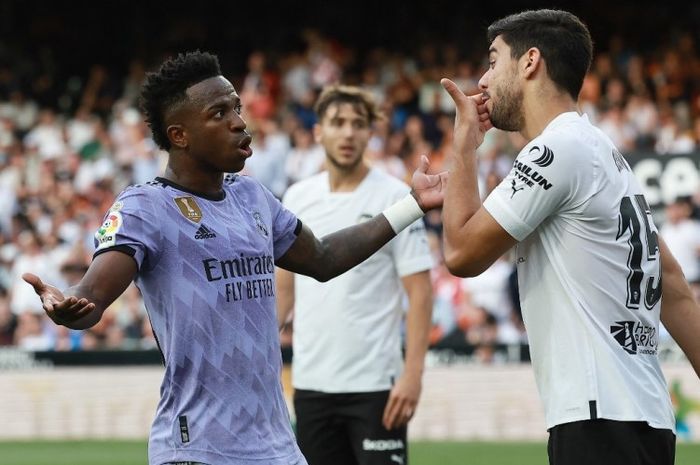 Vinicius Junir dalam laga kontra Valencia apda lanjutan Liga Spanyol 2022-2023,