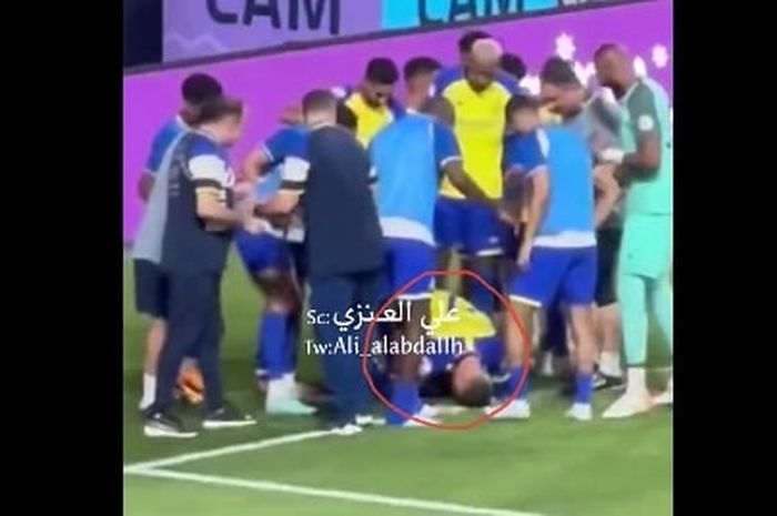 Merayakan gol dengan bersujud, Cristiano Ronaldo bersama Al Nassr juga jadi sorotan karena memecahkan rekor yang mustahil dipecahkan Lionel Messi.