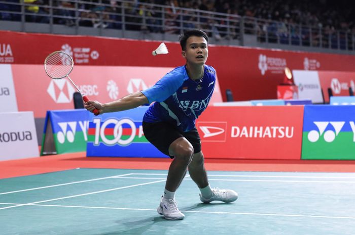 Tunggal putra Indonesia, Christian Adinata, saat bertanding di babak kedua Malaysia Masters 2023 di Axiata Arena, Kuala Lumpur, Malaysia, 25 Mei 2023.