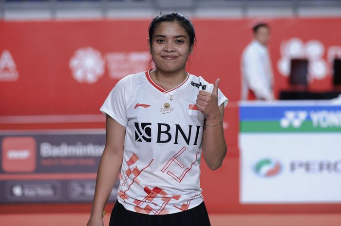 Pebulu tangkis tunggal putri Indonesia, Gregoria Mariska Tunjung, berpose usai laga perempat final Malaysia Masters 2023 di Axiata Arena, Kuala Lumpur, Jumat, 26 Mei 2023