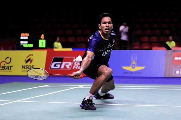 Pebulu tangkis tunggal putra Indonesia, Chico Aura Dwi Wardoyo, pada babak kedua Thailand Open 2023 di Indoor Stadium Huamark, Bangkok, Kamis (1/6/2023).