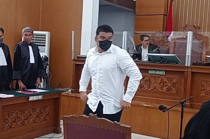 Dalam sidang, satpam kompleks sebut Shane Lukas sempat membantu angkat David Ozora yang terluka usai dianiaya Mario Dandy.