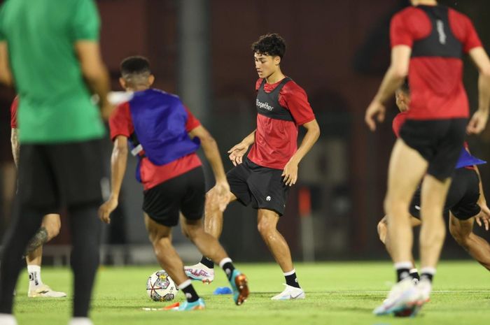 Rafael Struick saat menjalani sesi latihan bersama timnas Indonesia.