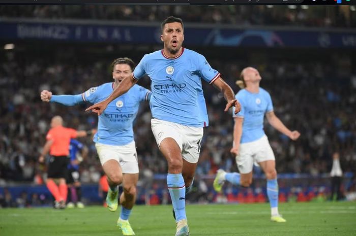 Gelandang Manchester City, Rodri, merayakan gol ke gawang Inter Milan dalam laga final Liga Champions 2022-2023 di Stadion Olimpiade Ataturk, Sabtu (10/6/2023).