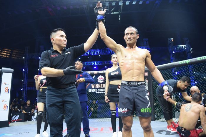 Petarung India, Govind Singh mengalahkan petarung Indonesia, Rama Supandhi pada One Pride Fight Night 69 yang digelar di GOR UNY, Yogyakarta, Sabtu (10/6/2023) malam