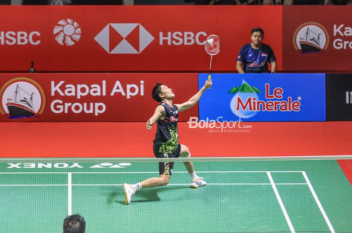 Atlet bulu tangkis tunggal putra Jepang, Kento Momota, siap tampil maksimal pada Kumamoto Masters 2023