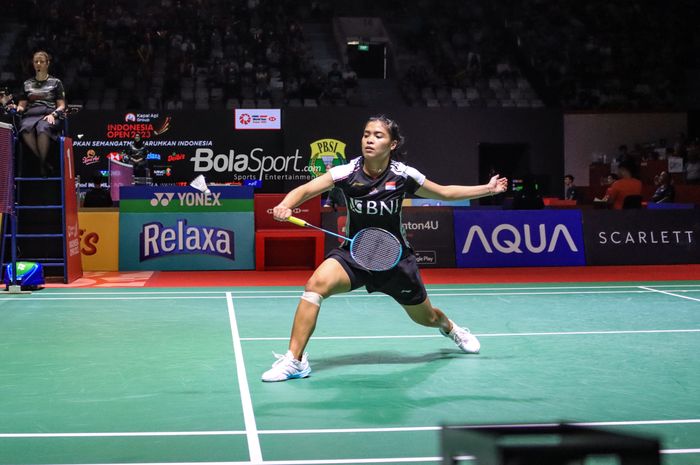 Atlet bulu tangkis tunggal putri Indonesia, Gregoria Mariska Tunjung, sedang bertanding dalam ajang Indonesia Open 2023 di Istora, Senayan, Jakarta, Selasa (13/6/2023).