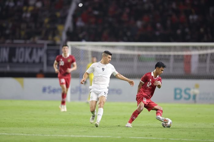 Pratama Arhan saat membela timnas Indonesia vs Palestina.