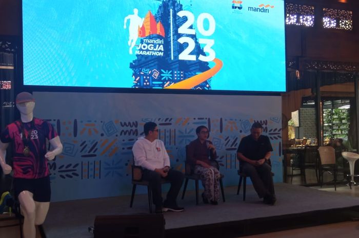 Konferensi pers Mandiri Jogja Marathon 2023 di A&amp;M Co, Yogyakarta, Kamis (15/6/2023).