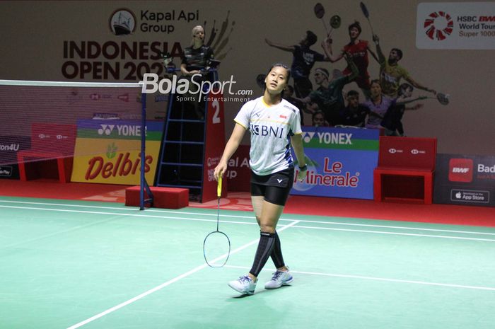 Tunggal putri Indonesia, Putri Kusuma Wardani, saat tampil pada babak kedua Indonesia Open 2023 di Istora Gelora Bung Karno, Senayan, Jakarta, 15 Juni 2023.