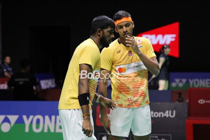 Pasangan ganda putra India,  Satwiksairaj RANKIREDDY/Chirag SHETTY, saat tampil pada Indonesia Open 2023 di Istora Senayan, Jakarta, Jumat , 16 Juni 2023