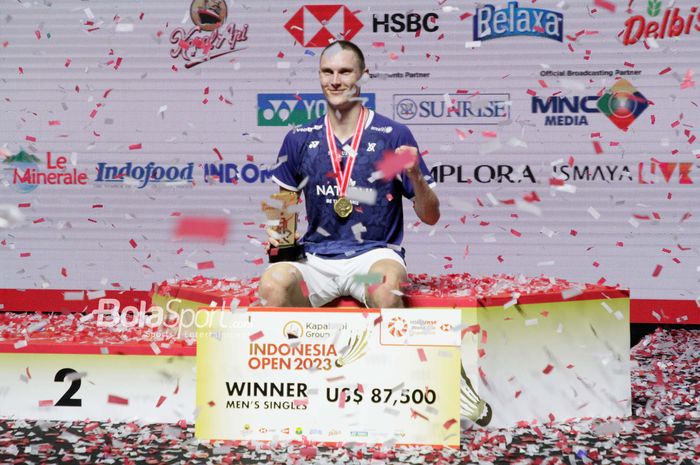 Tunggal putra Denmark, Viktor Axelsen, menjuarai Indonesia Open 2023 pada Minggu (18/6/2023), di Istora Senayan, Jakarta Pusat.