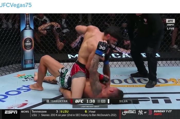 Korban Islam Makhachev, Arman Tsarukyan (atas) menang secara luar biasa pada UFC Vegas 75.