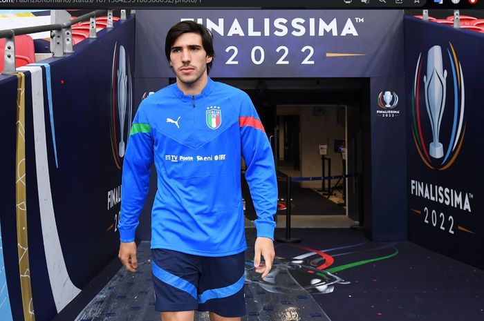 Sandro Tonali diperkirakan akan sulit beradaptasi di Liga Inggris karena AC Milan berbeda dengan Newcastle United.