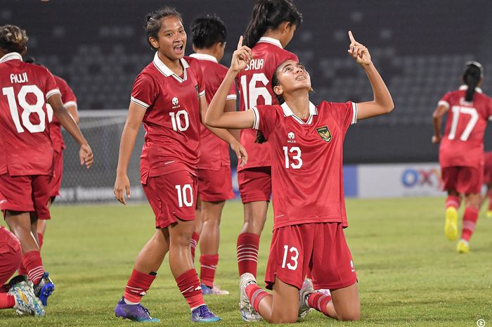 Claudio Scheunemann saat melakukan selebrasi untuk gol penyeimbang Timnas U-19 Indonesia vs Thailand di Stadion Jakabaring, Palembang pada semifinal Piala AFF U-19 Wanita 2023