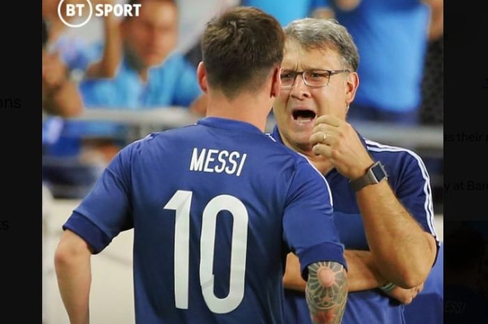 Lionel Messi dan Tata Martino saat berkolaborasi di timnas Argentina. Kini reuni di Inter Miami, Martino mencarikan Messi 5 pemain muda selain para pemain U-40 sebagai teman barunya.