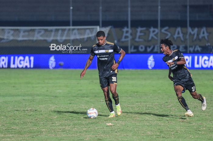 Dewa United vs Persik dalam pekan keempat Liga 1 2023-2024 di Indomilk Arena, Tangerang, Jumat (22/7/2023).