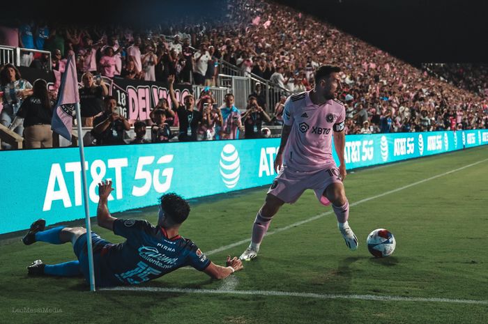 Lionel Messi berhasil mencetak gol saat menjalani laga debutnya bersama Inter Miami melawan Cruz Azul, Sabtu (21/7/2023) pagi WIB.