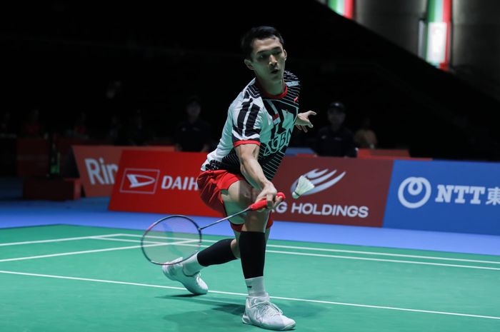 Pebulu tangkis tunggal putra Indonesia, Jonatan Christie, pada babak pertama Japan Open 2023 di Yoyogi National Gymnasium, Rabu (26/7/2023).