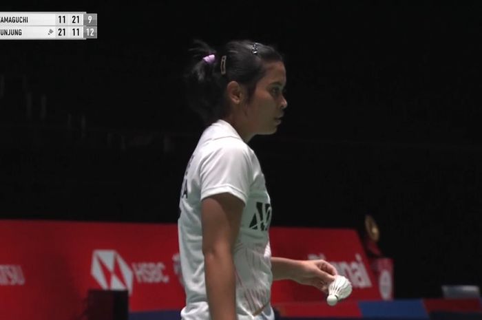 Tunggal putri Indonesia, Gregoria Mariska Tunjung saat menghadapi Akane Yamaguchi pada perempat final Japan Open 2023, di Yoyogi 1st Gymnasium, Tokyo, Jepang, Jumat (28/7/2023).