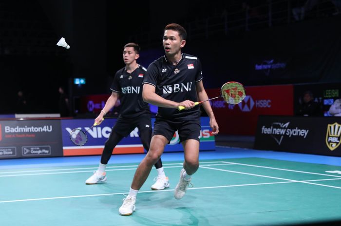 Pasangan ganda putra Indonesia, Fajar Alfian/Muhammad Rian Ardianto, pada babak pertama Australian Open 2023 di Quaycentre, Sydney, Selasa (1/8/2023).