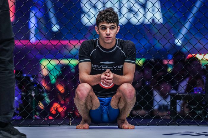 Juara kelas terbang submission grappling ONE Championship, Mikey Musumeci.